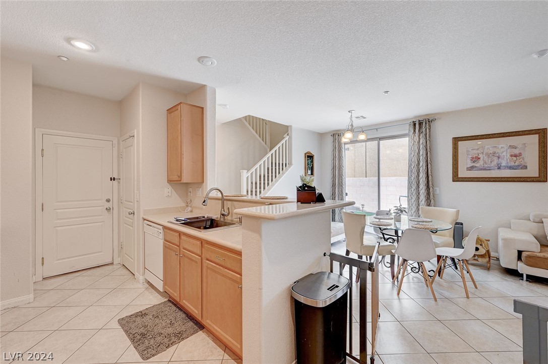 10807 Azure Ocean Avenue