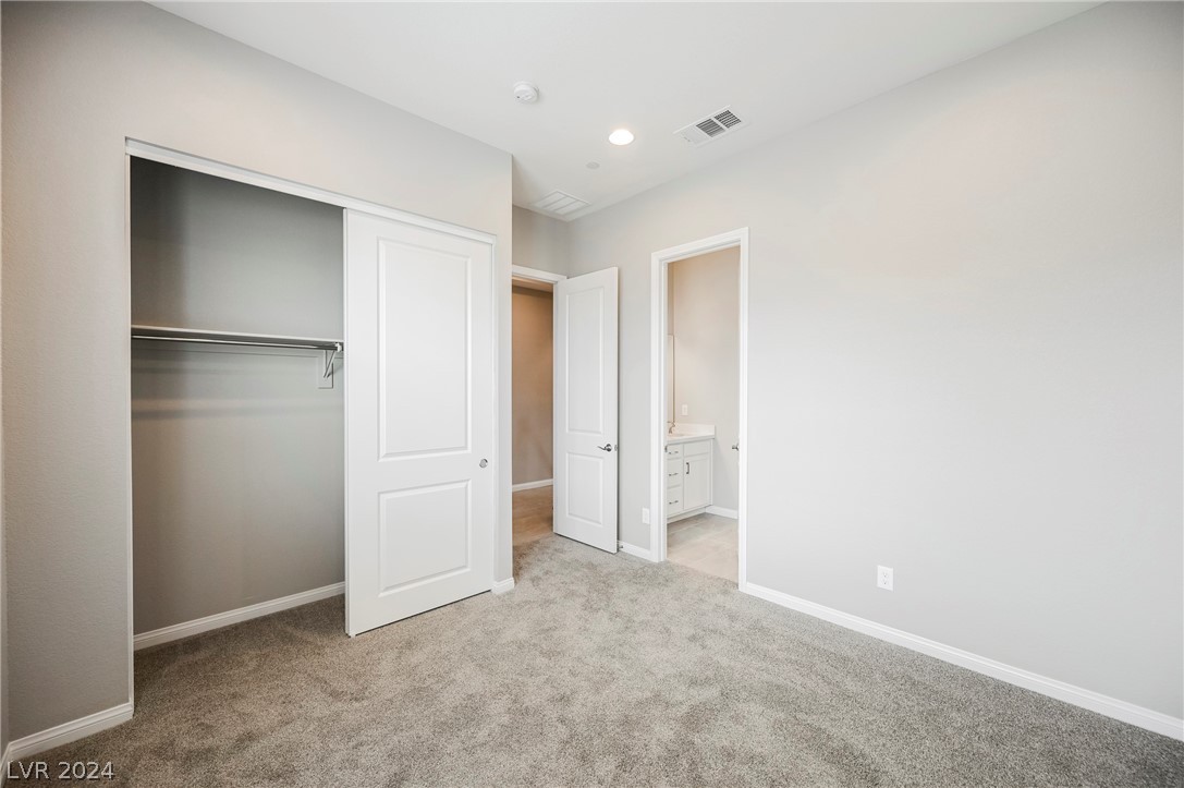 11736 Hatchling Avenue