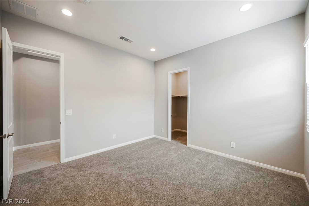 11736 Hatchling Avenue