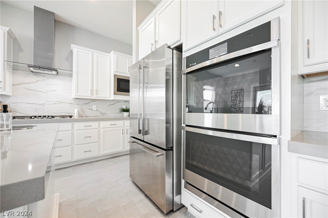 11736 Hatchling Avenue