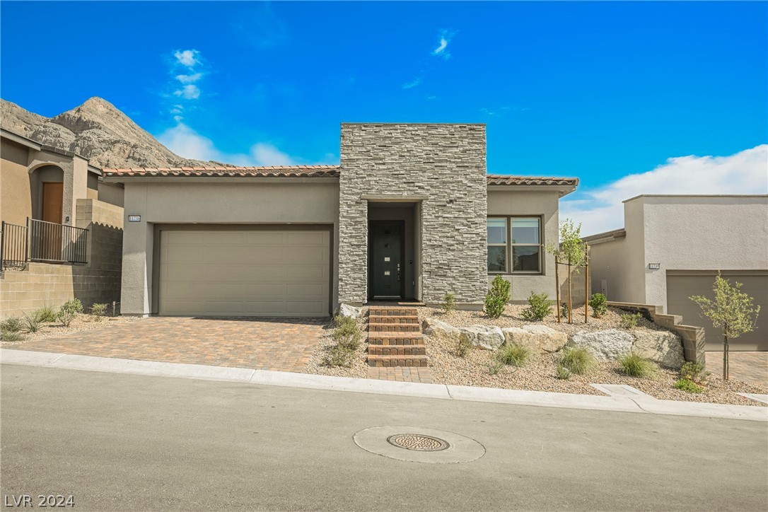 11736 Hatchling Avenue