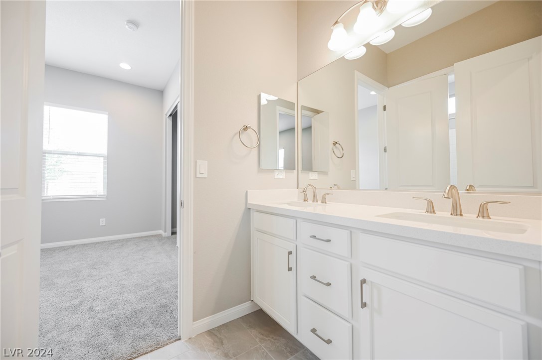 11736 Hatchling Avenue