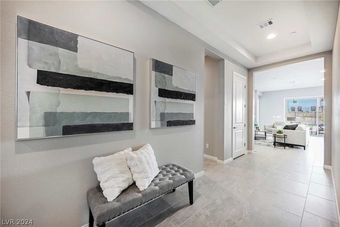 11736 Hatchling Avenue