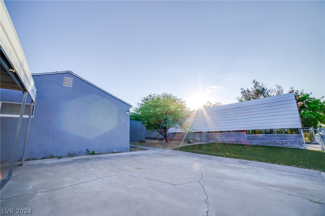 654 Federal Street