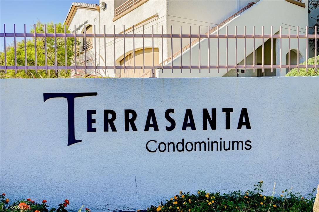 5650 East Sahara Avenue 2035