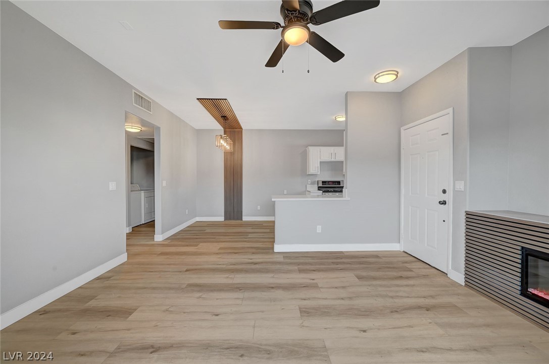 5650 East Sahara Avenue 2035