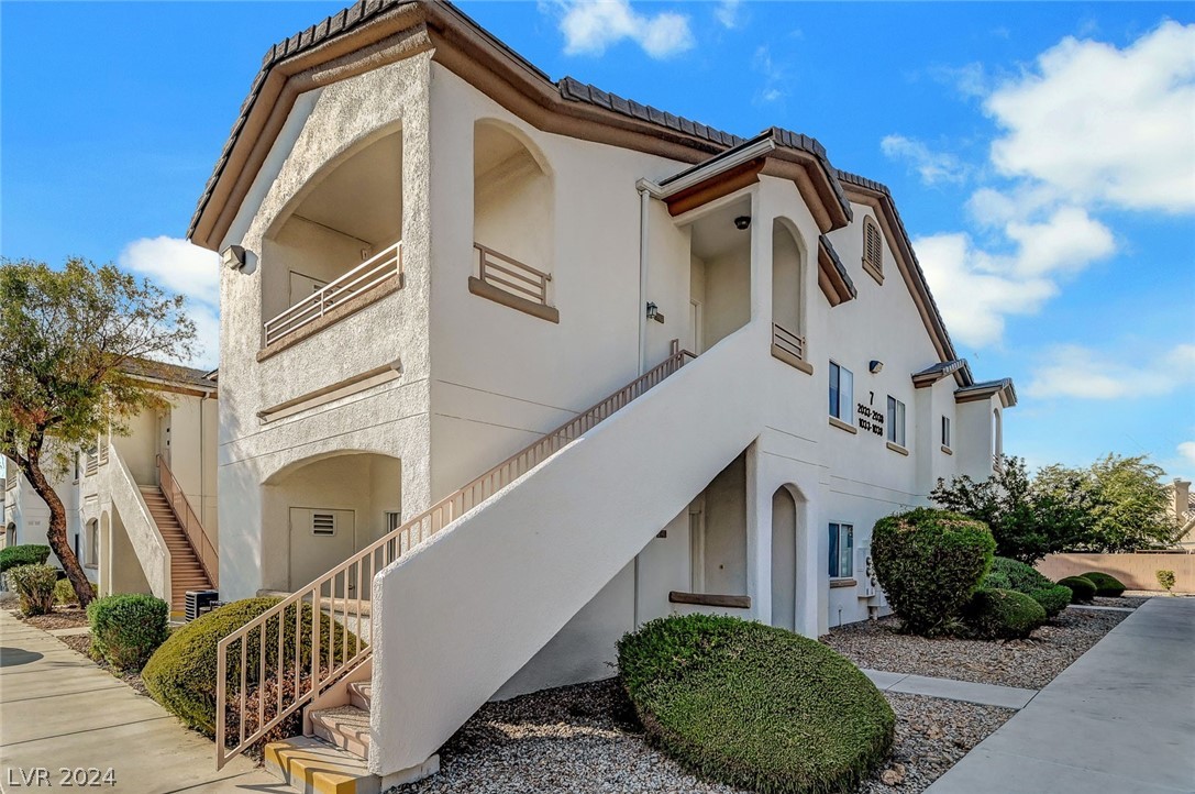 5650 East Sahara Avenue 2035