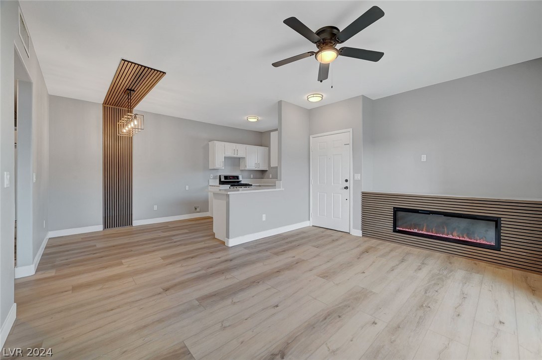 5650 East Sahara Avenue 2035