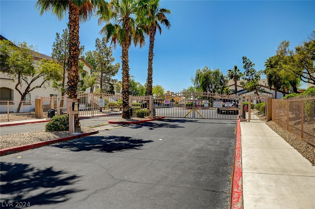 5650 East Sahara Avenue 2035