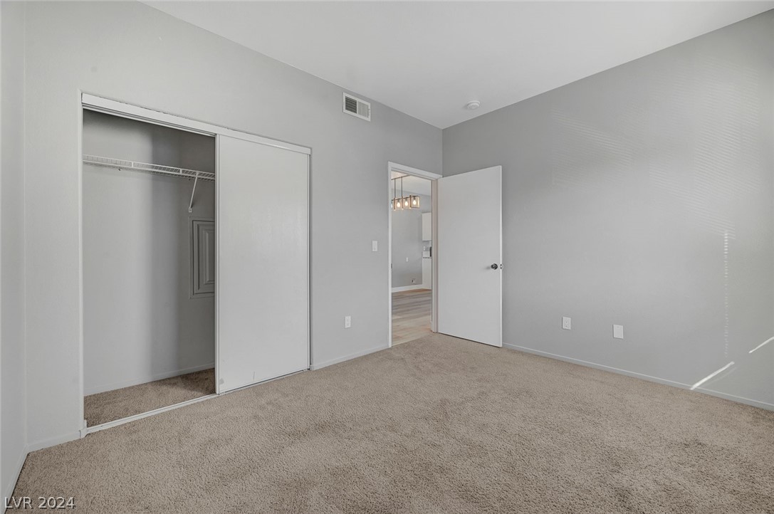 5650 East Sahara Avenue 2035