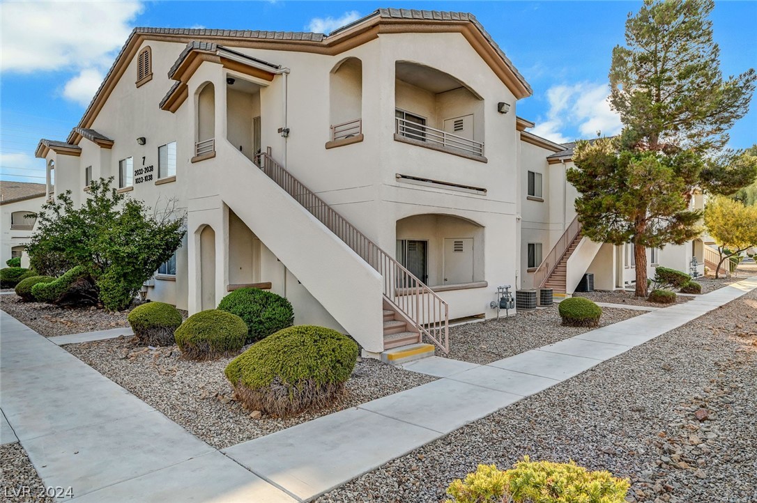 5650 East Sahara Avenue 2035