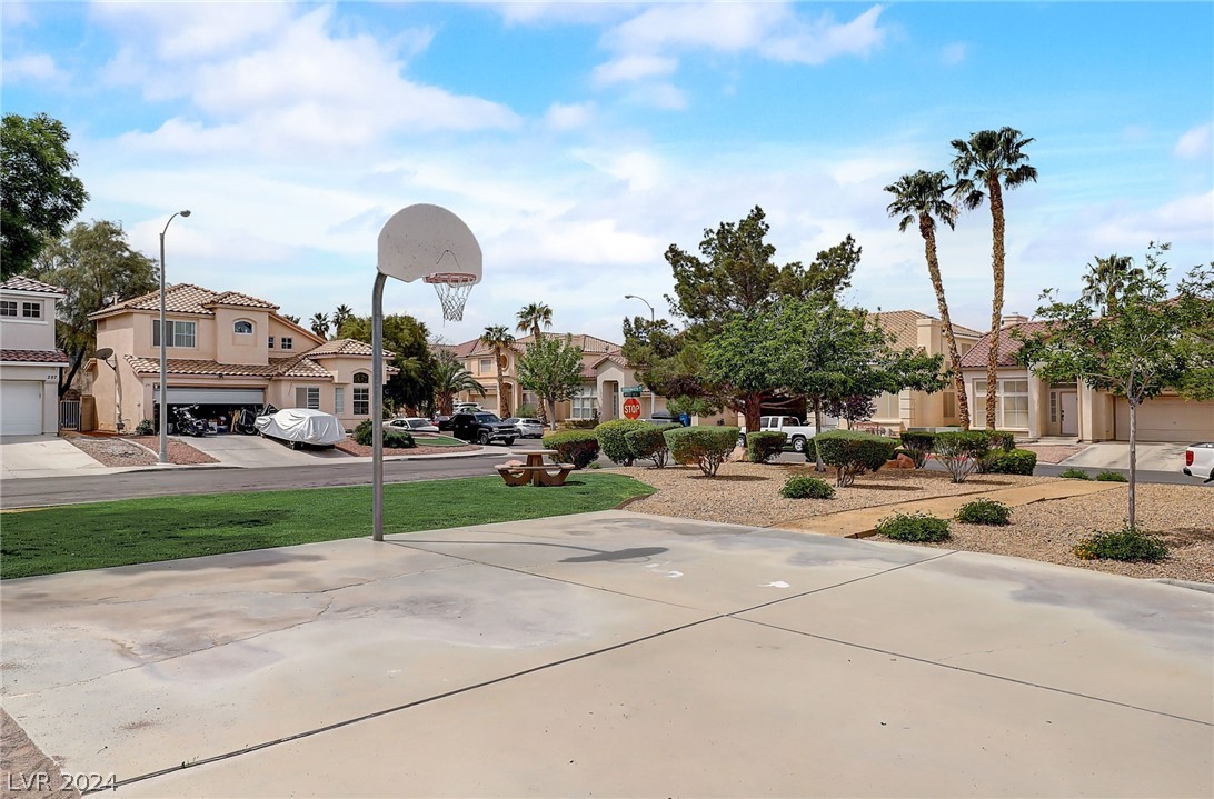 2652 Ridgewater Circle