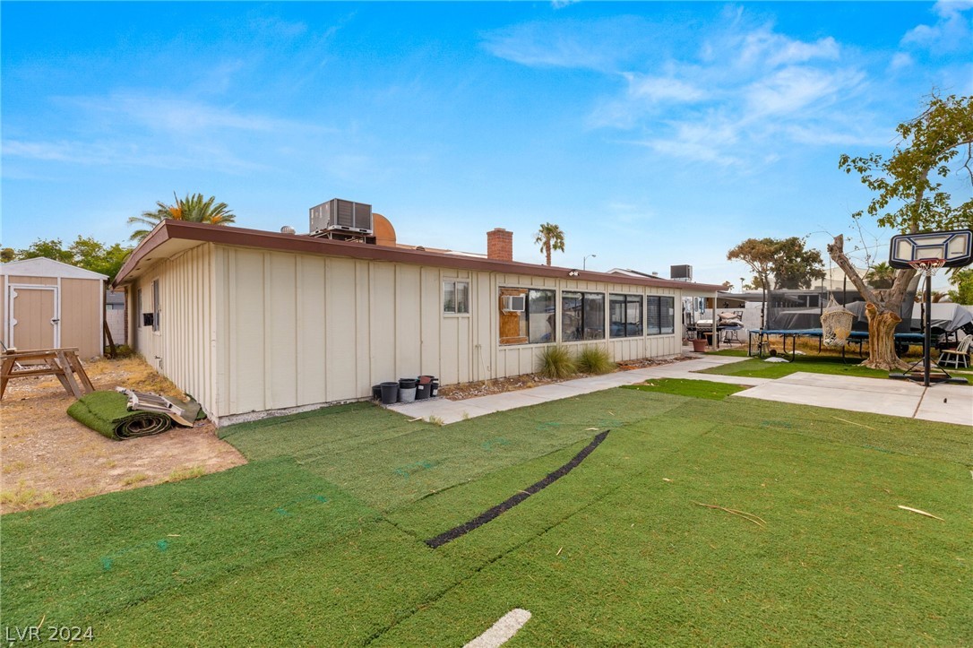 3656 Scotwood Street