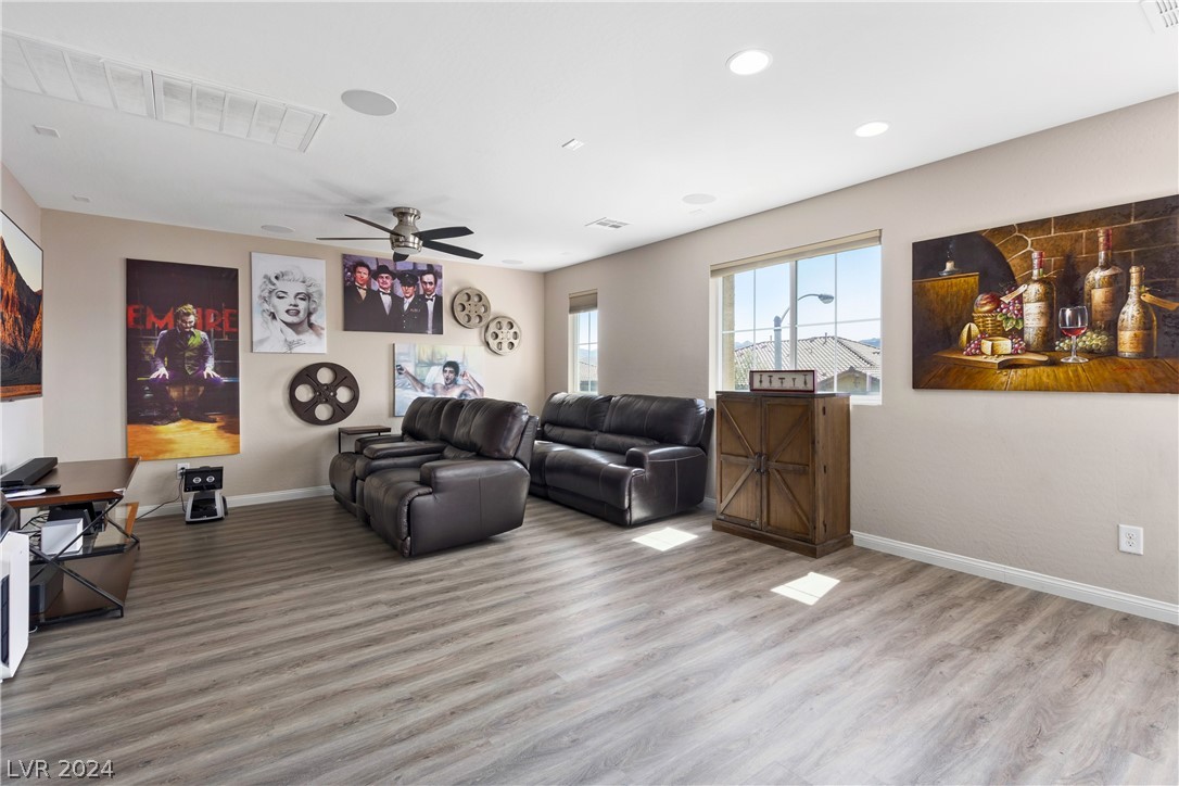 10472 Blue Rock Street