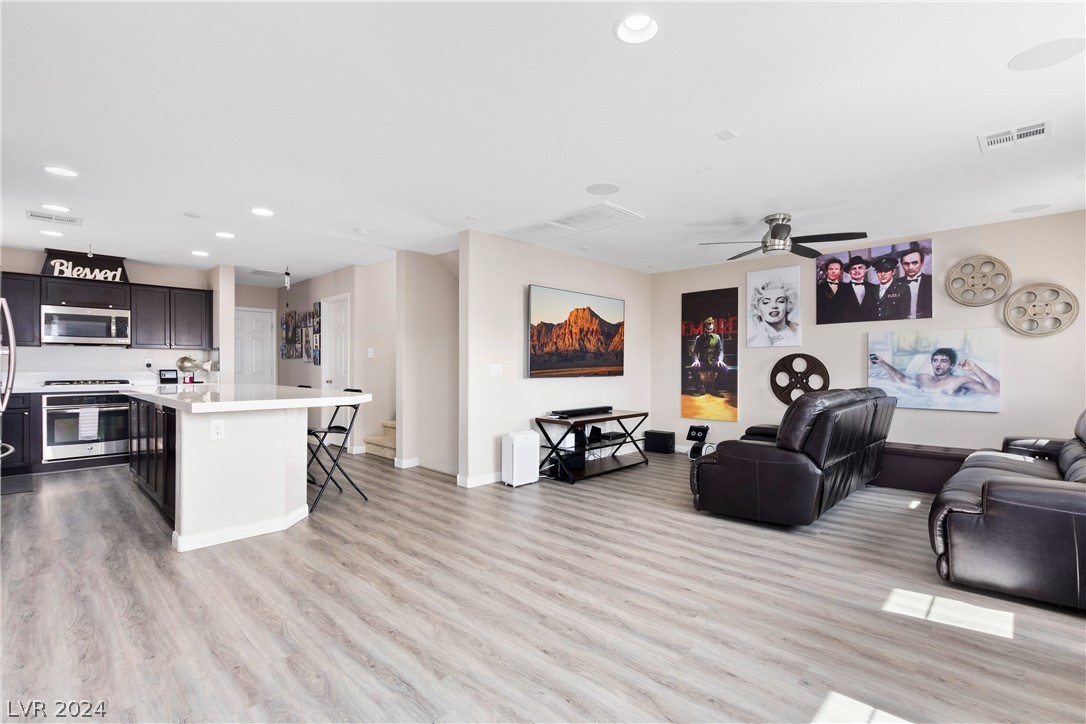 10472 Blue Rock Street