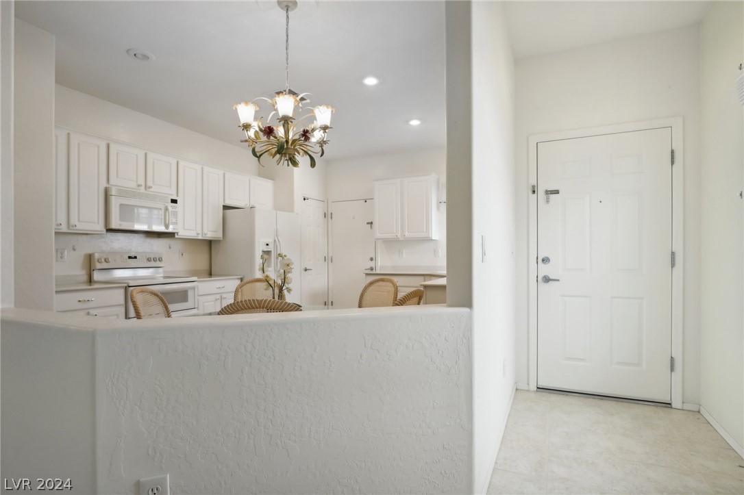 2808 Ground Robin Drive