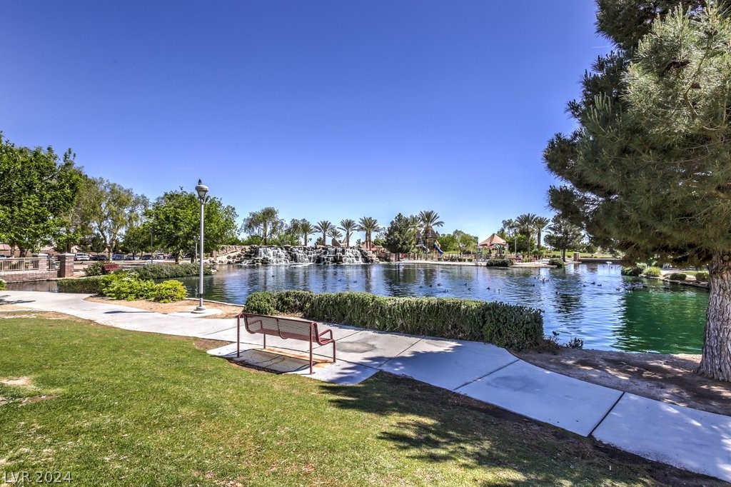 2808 Ground Robin Drive