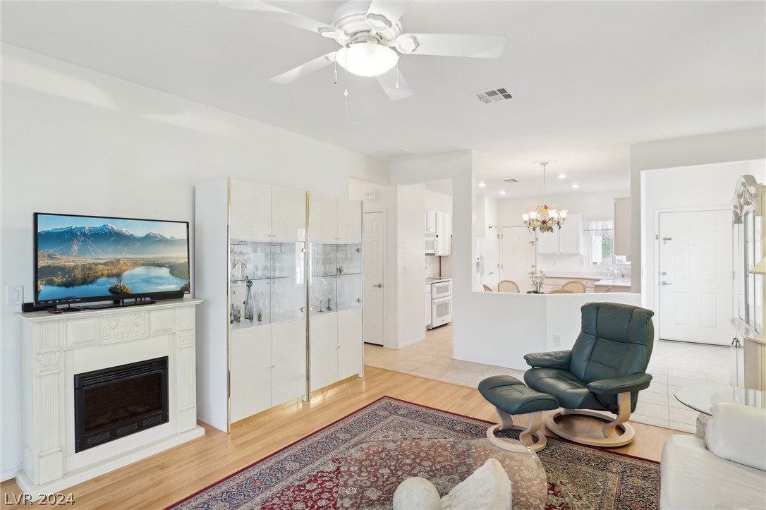 2808 Ground Robin Drive