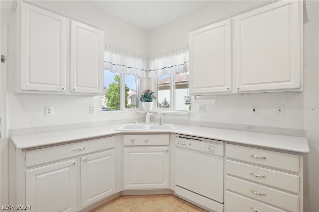 2808 Ground Robin Drive