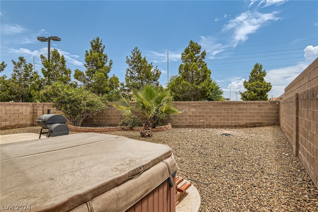 5099 Auburn Skyline Avenue