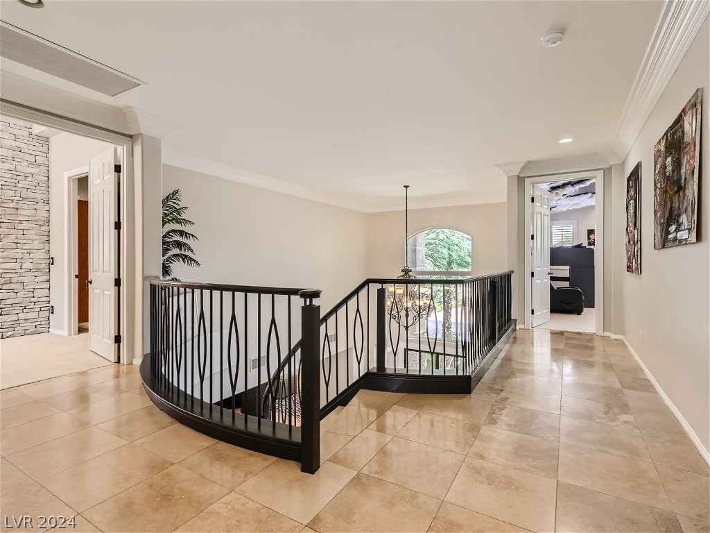 2279 Feathertree Avenue