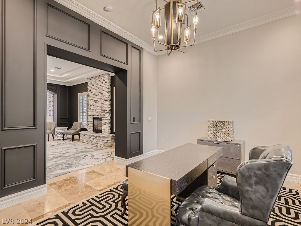 2279 Feathertree Avenue