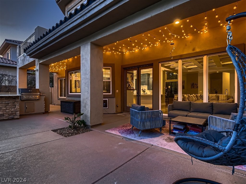 2279 Feathertree Avenue