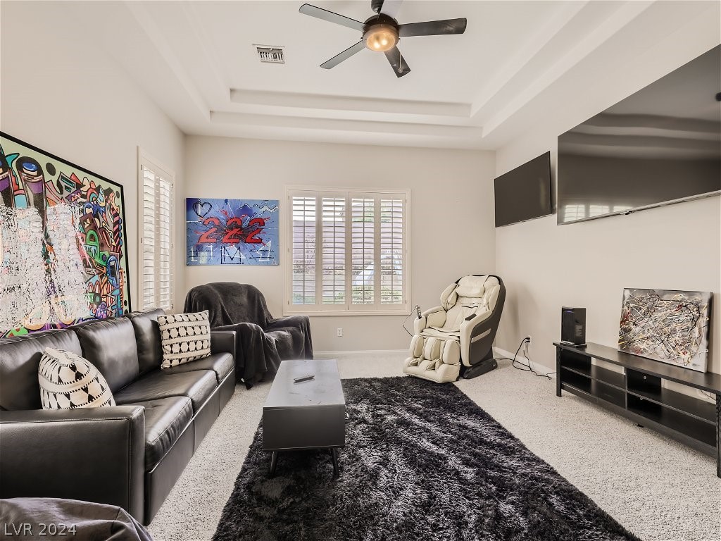 2279 Feathertree Avenue