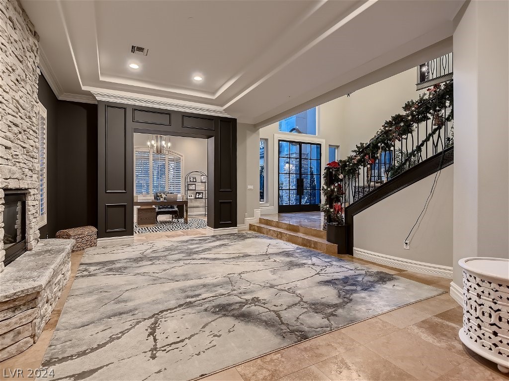 2279 Feathertree Avenue