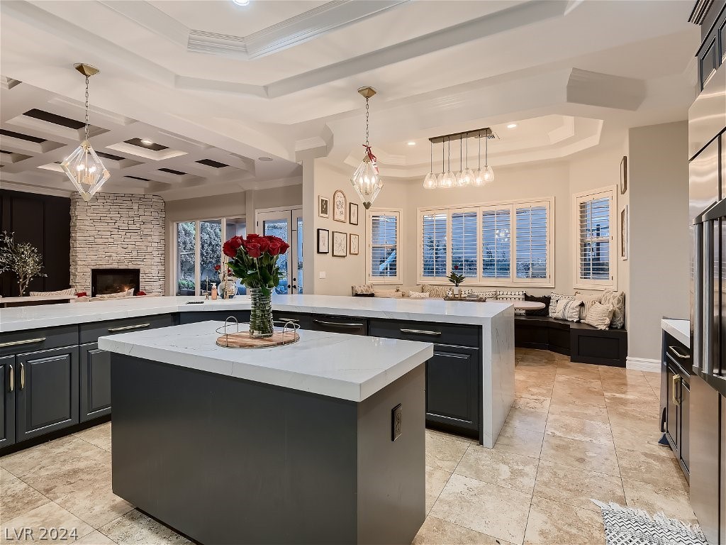 2279 Feathertree Avenue