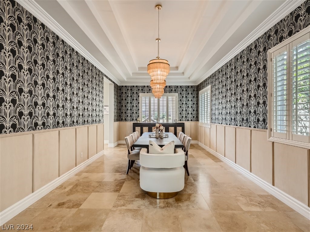 2279 Feathertree Avenue