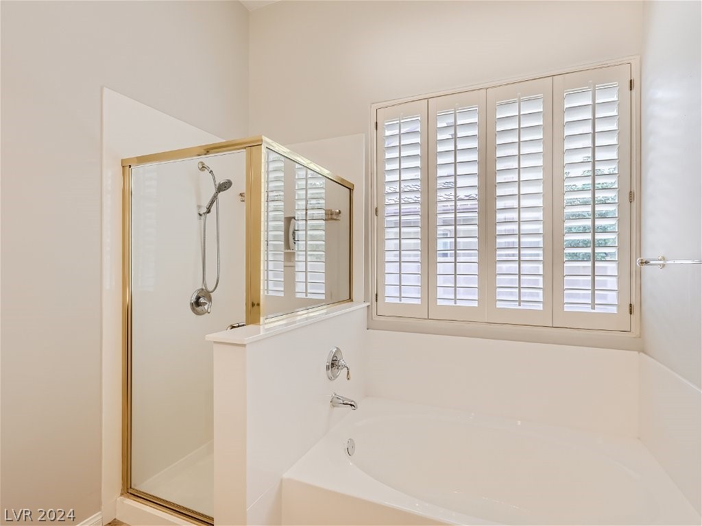 2279 Feathertree Avenue