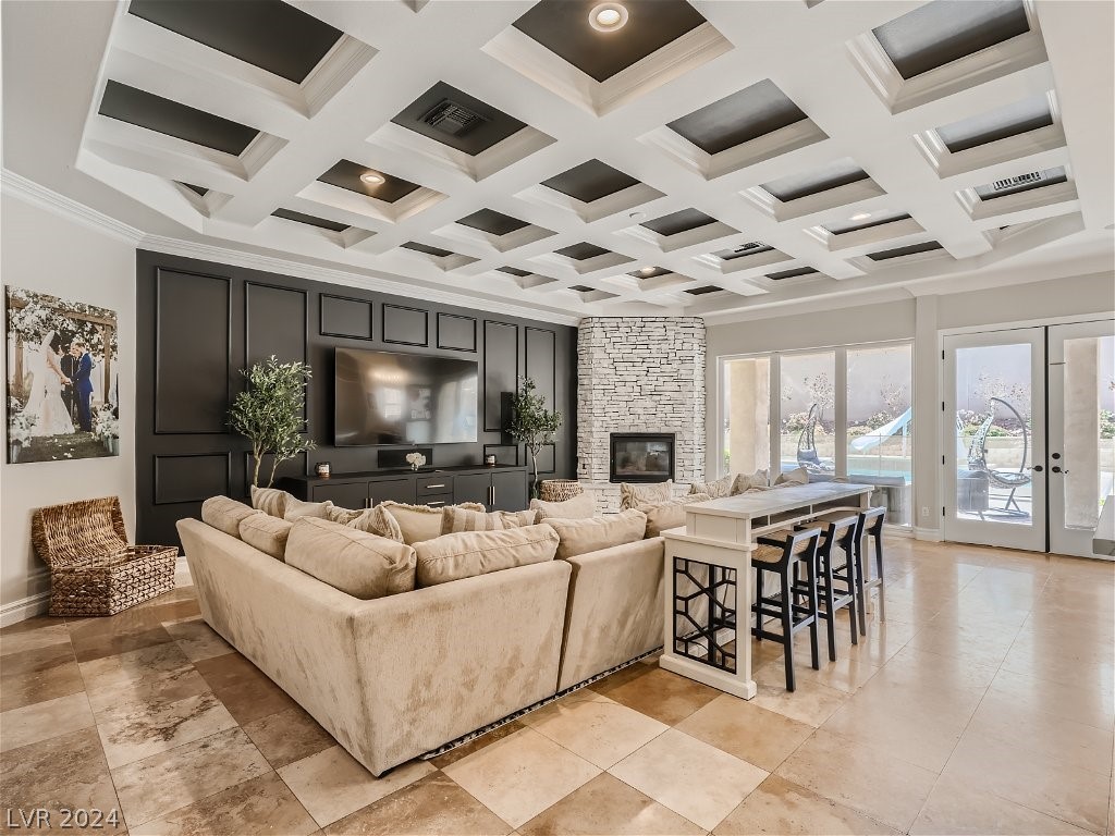 2279 Feathertree Avenue