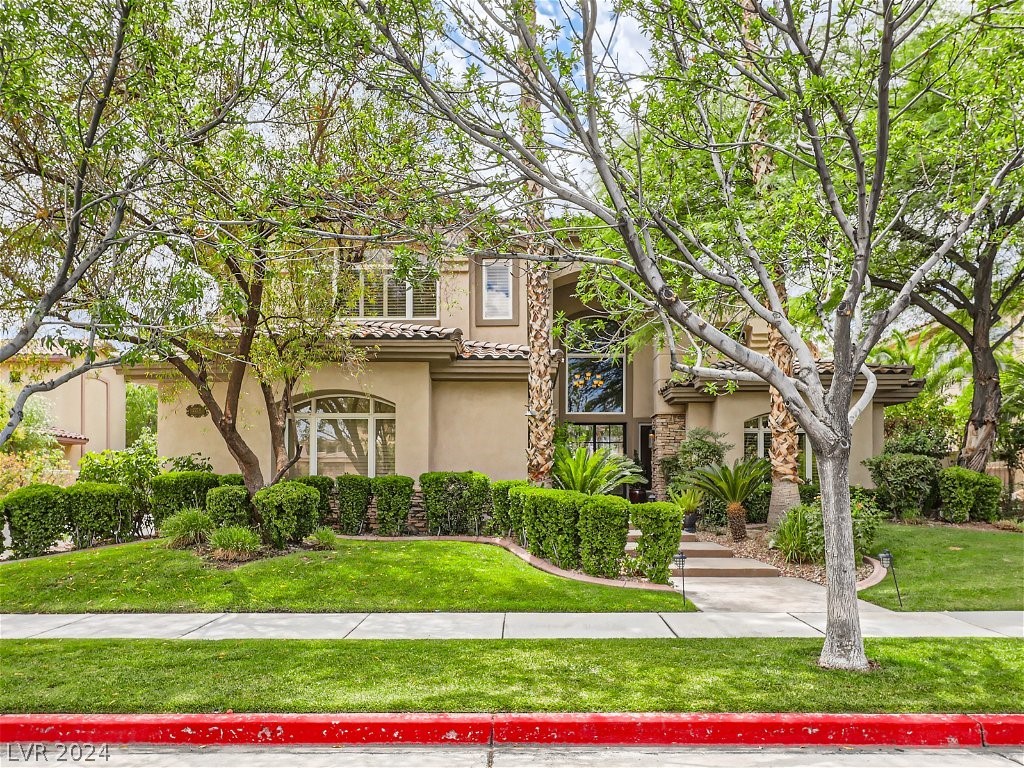 2279 Feathertree Avenue