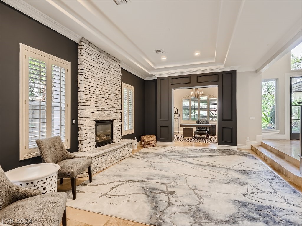 2279 Feathertree Avenue