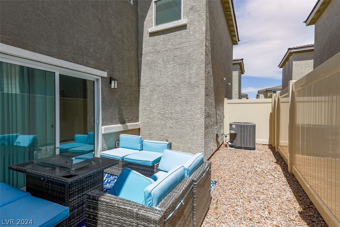 2727 Tahiti Grape Way 3