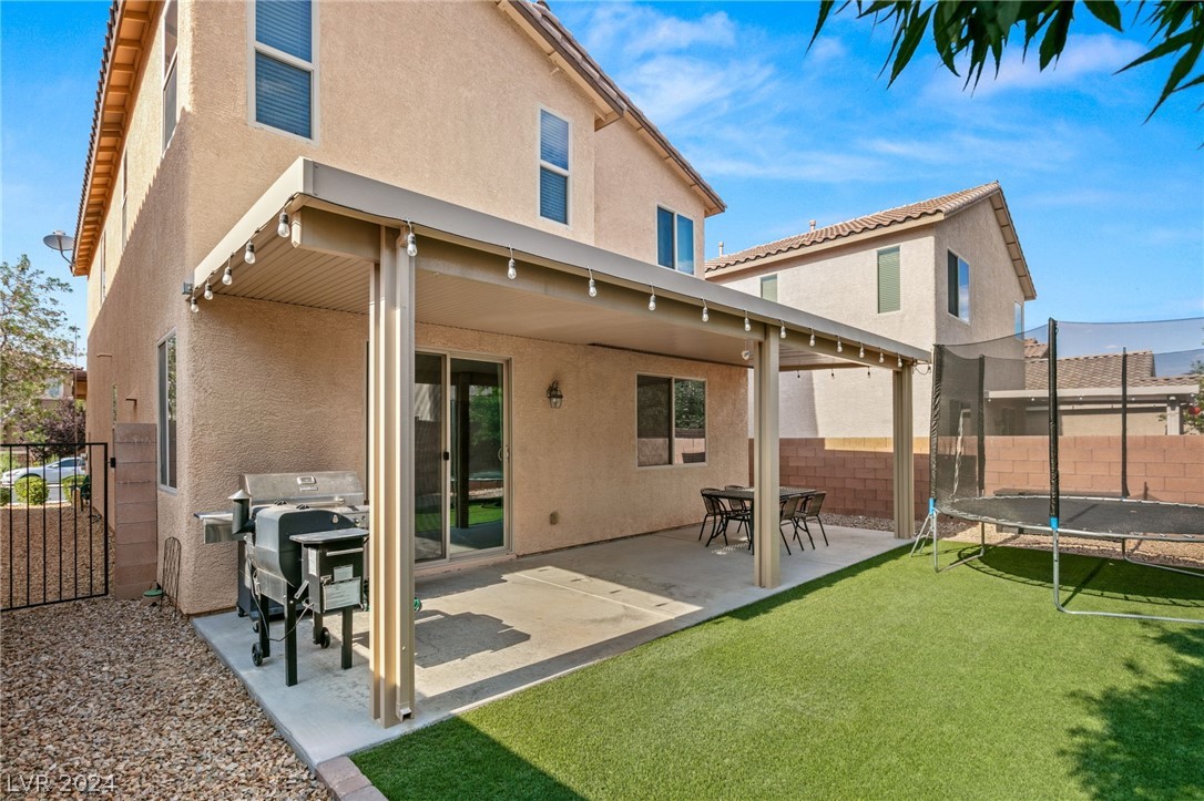 487 Stonegate Meadow Avenue