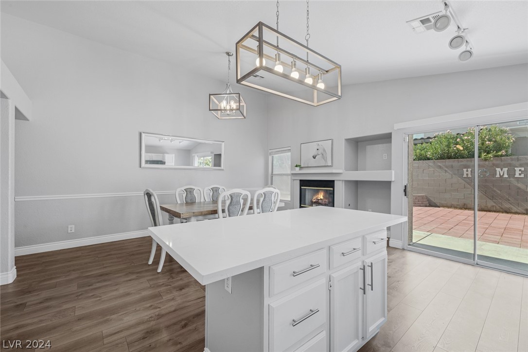 4330 Roaming Breeze Road