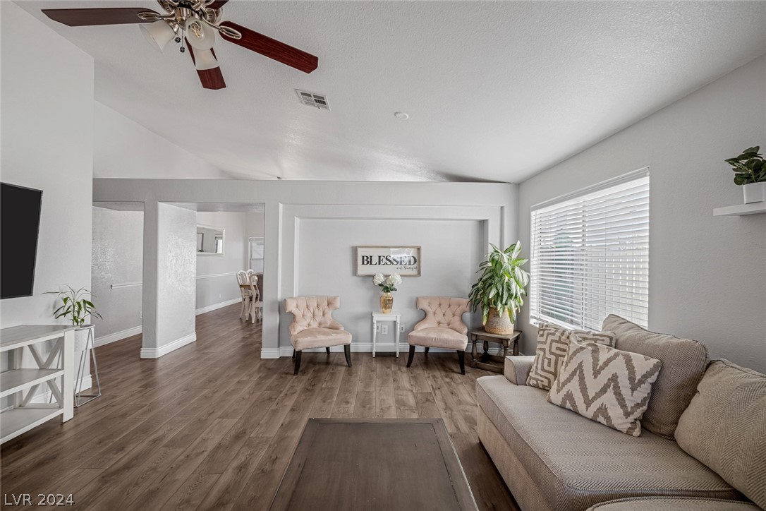 4330 Roaming Breeze Road