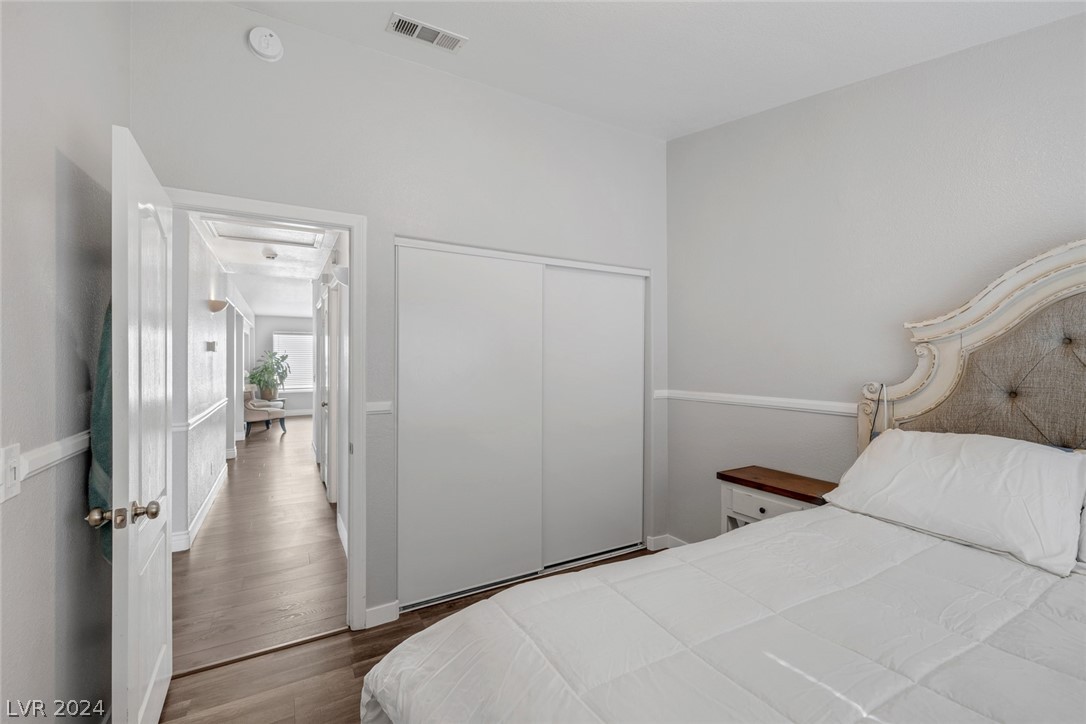 4330 Roaming Breeze Road