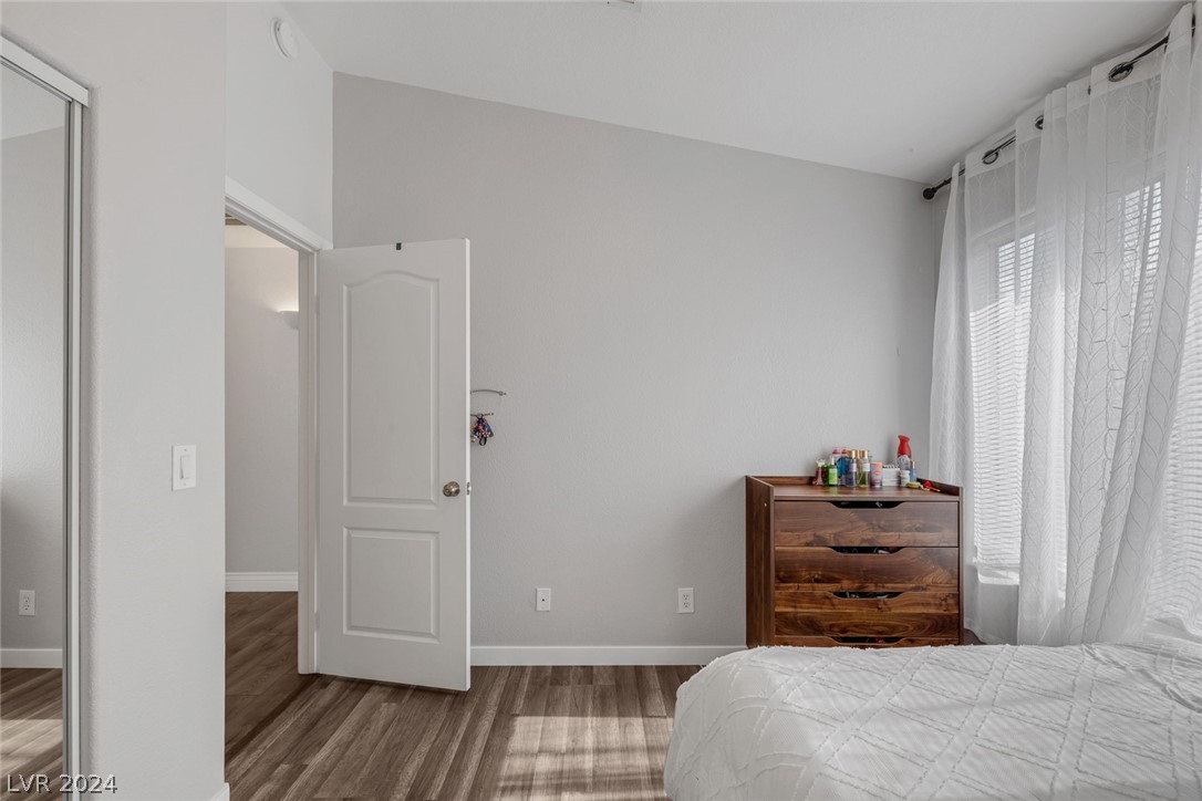 4330 Roaming Breeze Road