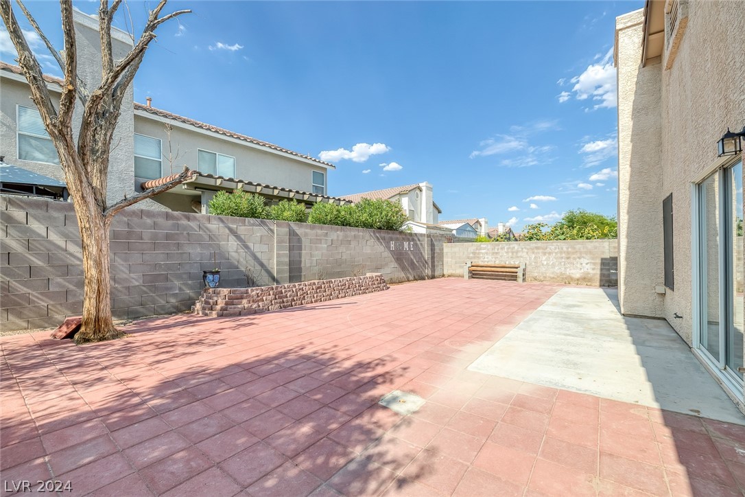 4330 Roaming Breeze Road