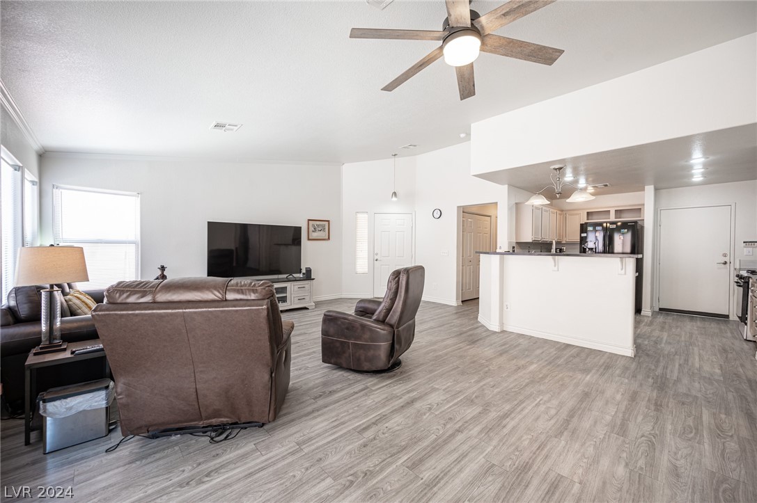 1453 Blisworth Court 101
