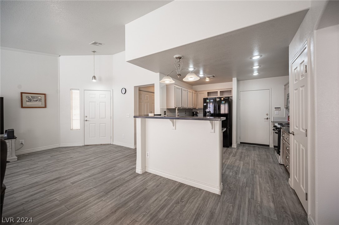 1453 Blisworth Court 101