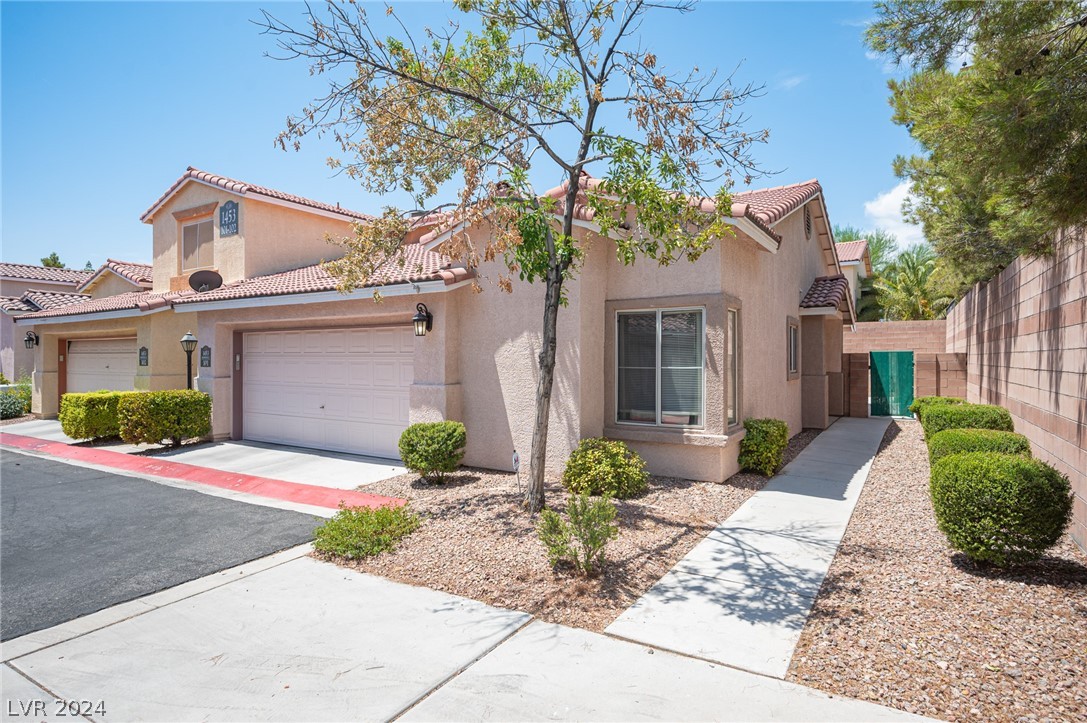 1453 Blisworth Court 101