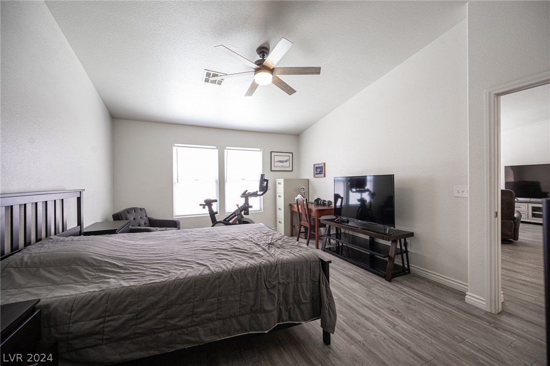 1453 Blisworth Court 101