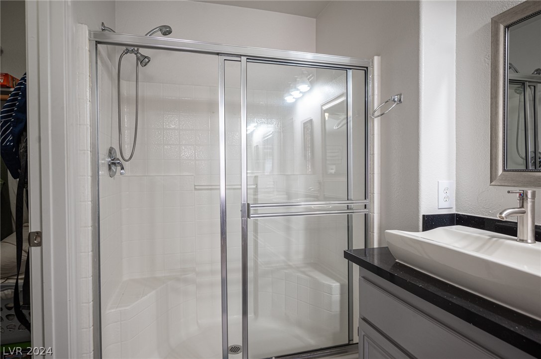 1453 Blisworth Court 101