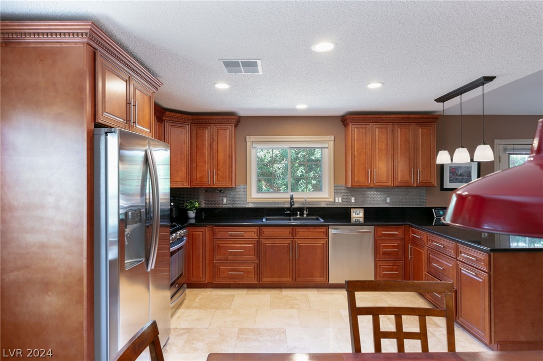3933 Avocado Drive