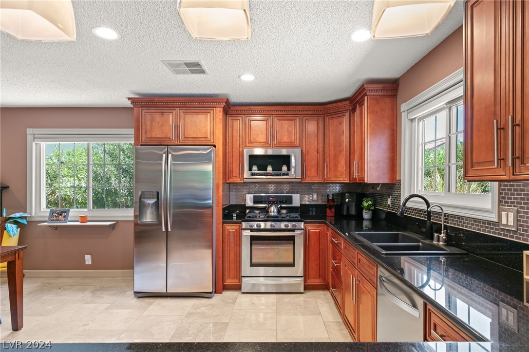 3933 Avocado Drive