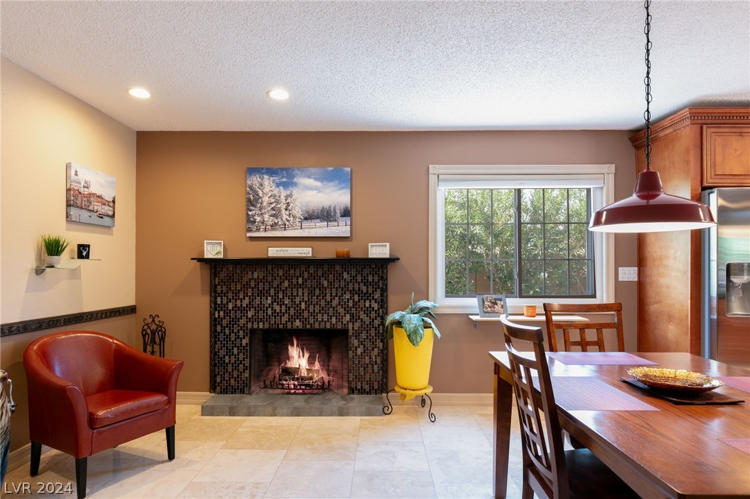 3933 Avocado Drive
